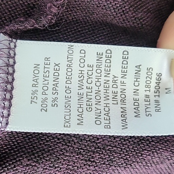 2pc BUNDLE! Mix by 41Hawthorn V-neck hooded sweaters - Picture 9 of 9